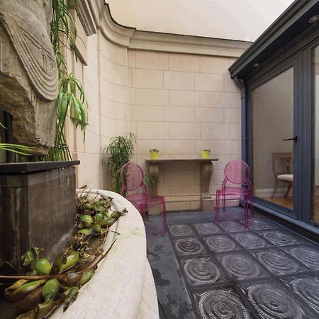 Louise Sur Cour Bed and Breakfast Saint-Gilles Buitenkant foto