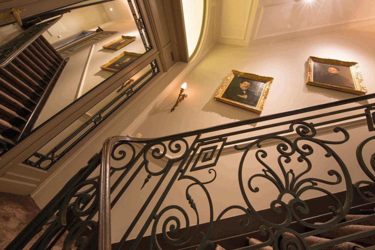 Louise Sur Cour Bed and Breakfast Saint-Gilles Buitenkant foto